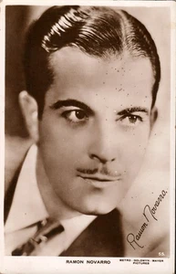 Actor Ramon Novarro Metro Goldwyn Mayer Pictures 1930s Real Photograph Postcard - Foto 1 di 2