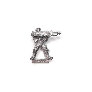 Warhammer 40k - Imperial Guard - Catachan Jungle Fighter with Lasgun [Metal] 25 - Picture 1 of 2