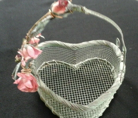 VINTAGE GREEN WIRE BASKET WITH PINK FLOWERS AND GREEN LEAVES Cover