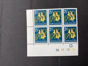 NEUSEELAND NHM PLATTENBLOCK - 1967 2 1/2c BILD Nr. 2B1B1B1B SG 848 - Bild 1 von 1