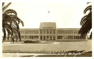 PEPPERDINE COLLEGE, ADMIN. BLDG., LOS ANGELES CALIFORNIA, RPPC, VINTAGE POSTCARD - Picture 1 of 2