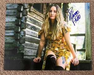 Foto firmada autografiada por cantante de folk country de Margo Price de 8x10 {a} - Imagen 1 de 2