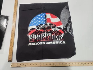 Vintage 1996 Scorpions Across America unbenutzt NOS Bandanna ca. 18x20 - Bild 1 von 2