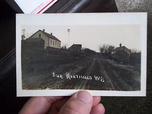 EARLY FARM SCENE MONTICELLO WISCONSIN REAL PHOTO POSTCARD 1912 STAMPED - Picture 1 of 5