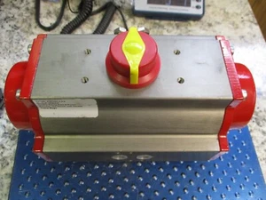 NEW TRIAO DOUBLE ACTING ACTUATOR 2R80DA - Picture 1 of 4