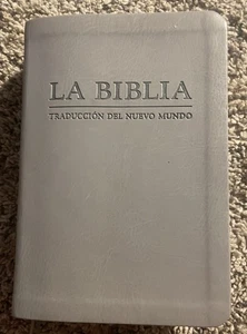 La Biblia Traduccion Del Nuevo Mundo Leather Bound Spanish Bible Small Version - Picture 1 of 6