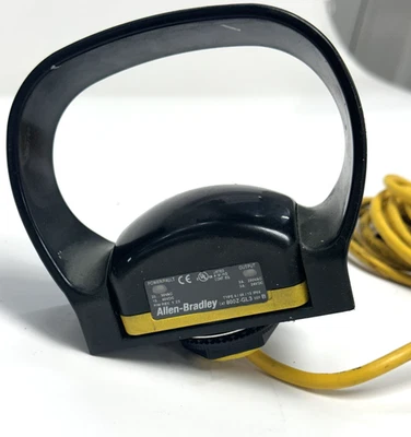 ALLEN-BRADLEY 800Z-GL3 ZERO-FORCE TOUCH BUTTON SWITCH 24VDC TYPE 4 SER B W/GUARD - Image 1 of 4