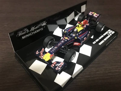MINICHAMPS 1/43 Red Bull Renault RB6 #5 Vettel Vincitore GP del Brasile 2010 - Immagine 1 di 4