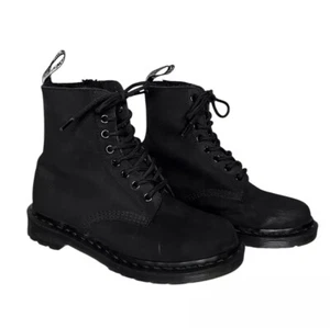 DR MARTENS 1460 MONO SMOOTH BLACK LEATHER LACE UP BOOTS Size 6 Women 37 EU - Picture 1 of 7