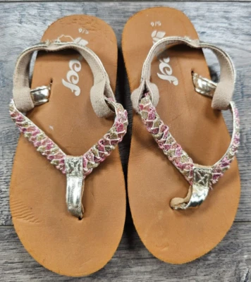 Bebé Niña Ropa Arrecife 5/6 Rosa Verde Brillante Sandalia Zapato Foto 1 de 4