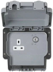 MK Electric Switched Electrical Socket, Type G - British, 13A, Flush Mount, IP66 - Picture 1 of 1