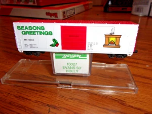 Bev-Bel b 10027 N-scale Holly Seasons Greetings Boxcar #1992 - Picture 1 of 2