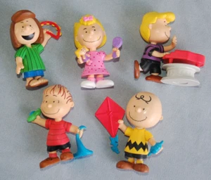 PEANUTS 'Just Play' Set, Charlie Brown, Patti, Sally Linus, Schroeder ~ Lot Of 5 - Picture 1 of 6