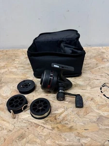 VINTAGE FISHING TACKLE - ABU GARCIA 706 CLOSED FACE REEL, POUCH & 3 SPOOLS - Picture 1 of 10
