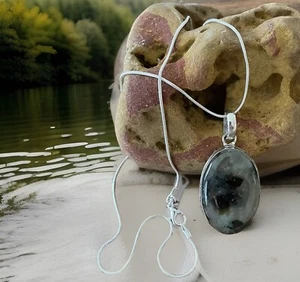 Prehnite Pendant Necklace-Sterling silver plated 925- New - Bild 1 von 4