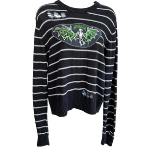 SWIXXZ Fledermaus schwarz Used-Look Pullover Damen klein Goth Punk Skater Witchy - Bild 1 von 6