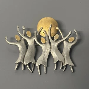 Joyería JJ Jonette Figuras Bailando Broche Sol Prendedor Firmado Dos Tonos Peltre Dorado - Imagen 1 de 7