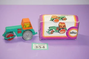 Vintage SIKU Zettelmeyer Dreiradwaltze V299 Road Roller Green/Orange Boxed - Picture 1 of 10