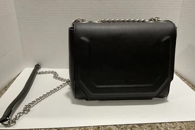Bolsa tiracolo French Connection Darcy Chain preta novo estilo #FCS23830 - Imagem 1 de 4