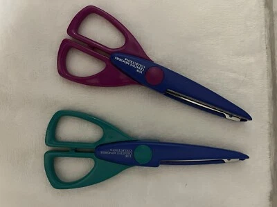 Creative Memories Collection Paper Edgers Craft Scissors Scallop / Alpine Lot - Image 1 of 4
