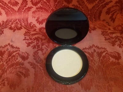 SMASHBOX Face & Body Highlighter DESIRE pressed powder large 0.749 oz / 21.25 g - Image 1 of 4