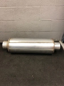 GRAND ROCK M-533 EXHAUST MUFFLER - NEW OLD STOCK - PETERBILT - Picture 1 of 6