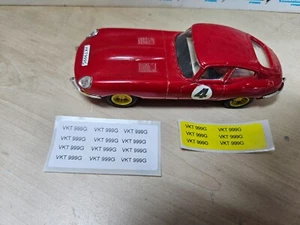 SCALEXTRIC NEUWARE JAGUAR E TYPE C34 ENGLISCHE NUMMERNSCHILDER - Bild 1 von 3