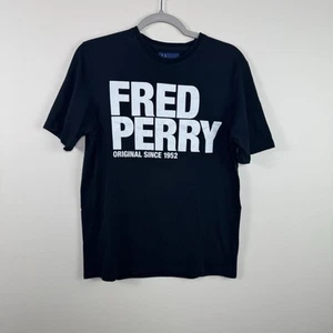 Fred Perry Logo Kurzarm T-Shirt Herren Gr. Medium 100% Baumwolle #C5 - Bild 1 von 4