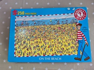 Jigsaw Puzzle Where's Wally On The Beach. 250 Pieces. Complete - Picture 1 of 16