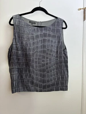 Blusa sin mangas gris estampado de cocodrilo Lafayette 148 New York 100 % seda usada en excelente estado Foto 1 de 4