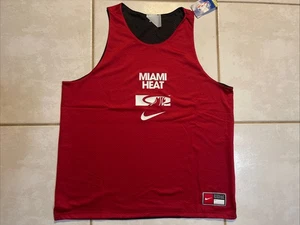 Neu mit Etikett Nike Miami Heat Courtside NBA Mesh Trainingstrikot Herren Large FZ7767-608 - Bild 1 von 15
