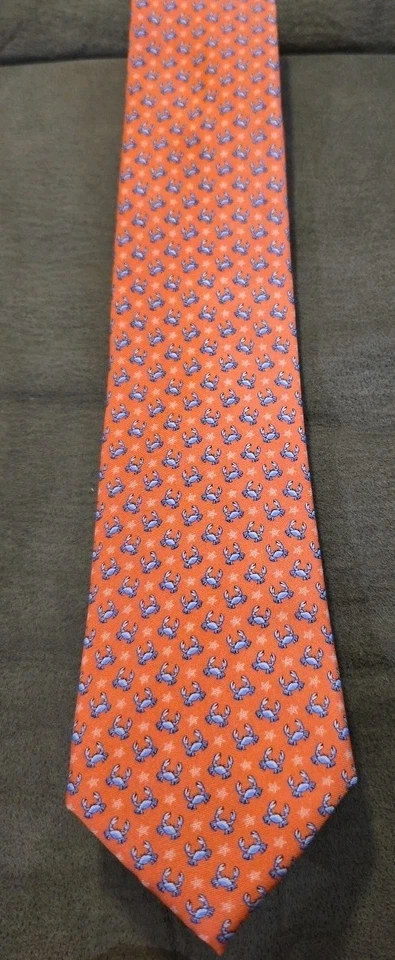 IZOD Tie Coral crabs  100% Silk Classic Beach Nautical - Image 1 of 1