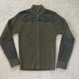 Suéter LL Bean Commando Verde Oliva Para Hombres L Corderos Lana Codo Parches Cremallera Completa - Imagen 1 de 5