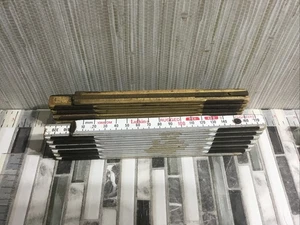 Lotto 2 Righelli Pieghevoli Lufkin 1066D, Prolunga Robusti Ingegneri Red End Legno 72" - Foto 1 di 14