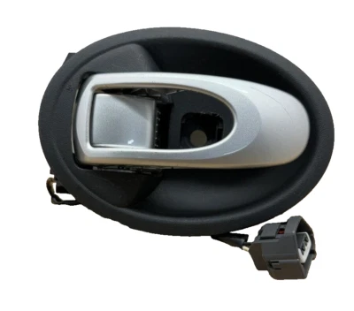 Manija de puerta interior MITSUBISHI ECLIPSE 2006 2007 LH-F OEM: 5716A481HA Foto 1 de 4