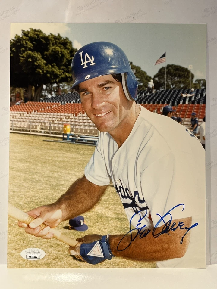 Steve Garvey Signed Los Angeles Dodgers 8x10 Photo Bunt JSA COA - Image 1 of 1