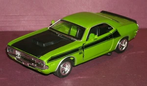 1/32 Scale 1970 Dodge Challenger T/A 340 "Six-Pack" Diecast Model (6") New-Ray - Picture 1 of 7