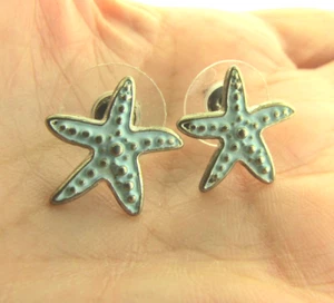 Starfish Stud Earrings Blue Enamel 15mm Silver - Picture 1 of 4