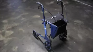 Topro Troja M Rollator faltbar 62cm leicht schwarz - Bild 1 von 8