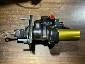 AM General Hauptbremszylinder Hydraulik 5582538 01-179-7590 MHE, HMMWV, T-39 - Bild 1 von 8