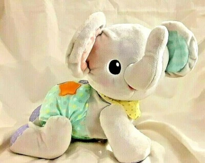 Juguete de peluche musical para bebé gris interactivo Vtech Explore and Crawl elefante en movimiento Foto 1 de 4