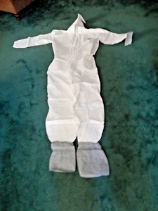 DUPONT TYVEK COVERALL ZIP FT- HD- LG- SKID RESISTANT TY122SWHLG002500 - 6 PAIR - Picture 1 of 6