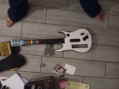 Nintendo Wii Guitar Hero Gibson Les Paul Wireless No Strap - Image 1 of 4