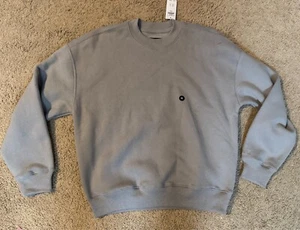 New with tag Hollister Gray crewneck Men's Sweatshirt XS X-Small $35 - Picture 1 of 1
