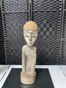Statua antica statuetta intagliata a mano legno e sisal - Foto 1 di 6