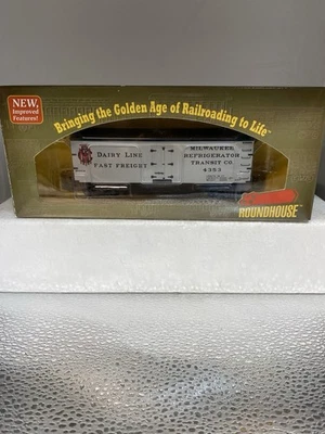 Roundhouse HO 36' Milwaukee Wooden Reefer Car 4353- Metal Wheels 85474 New - Image 1 of 4