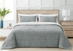 Wynne 3-Piece Honeycomb Reversible Double Sided Sherpa Comforter Set - Picture 1 of 16