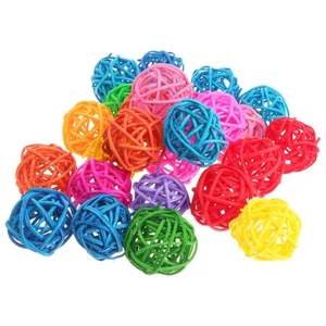 Set 2 Giocattoli Uccellini per Conure Palline Rattan Decorative Baby Pappagallo Grandi Uccellini - Foto 1 di 12