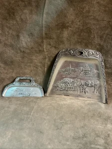 1930er Made Japan Spelter Metal Souvenir Williamsburg Virginia Crumb Set Silvery - Bild 1 von 5