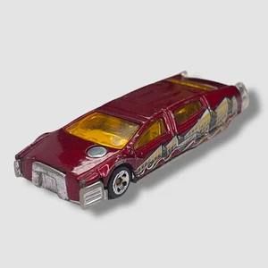 Limusina Hot Wheels Syd Mead's Sentinel 400 de Urban paquete de 5 1:64 rojo oscuro suelta - Imagen 1 de 7
